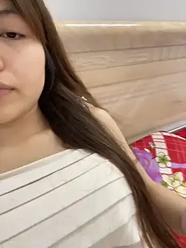 -Vaci- online show from April 5, 1:41 pm