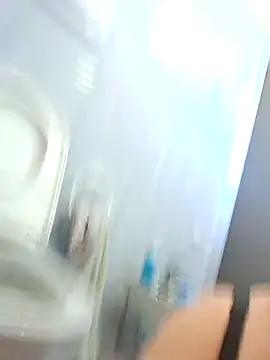 Snapshot of zuccherofilatoo chatting on March 28, 12:49 pm zuccherofilatoo online show from March 28, 12:49 pm