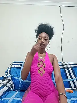 Snapshot of ChampegneBarbie chatting on June 16, 9:06 pm ChampegneBarbie online show from June 16, 9:06 pm