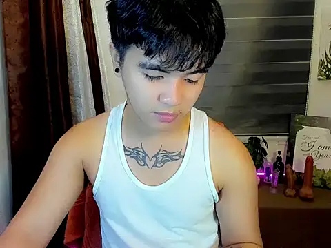 Untouchable Bromancexxx online show from July 21, 8:49 am