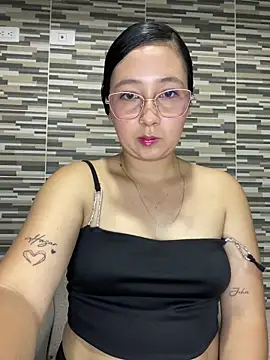 Snapshot of Kittyplacer chatting on April 9, 11:10 pm Kittyplacer online show from April 9, 11:10 pm