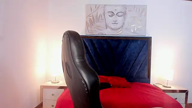 Catalina Osorio online show from April 27, 7:45 pm