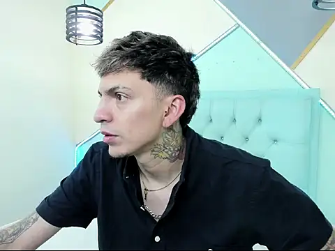 Max sstteel online show from April 6, 1:01 pm