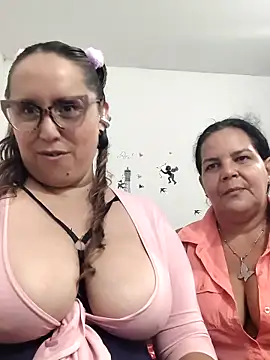 bunniositos online show from May 26, 10:50 pm