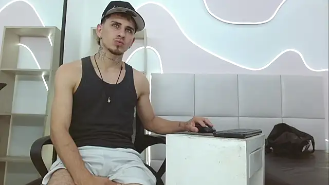 DanntheStiff online show from May 12, 7:11 pm