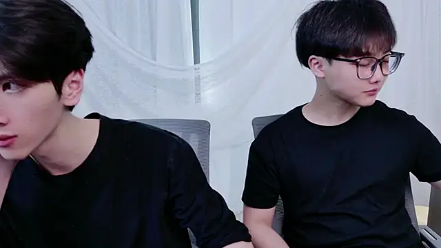 Dkcolo online show from June 2, 7:43 am