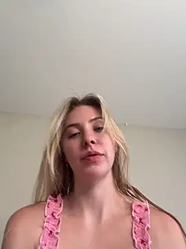 itstiffanyblu online show from May 25, 1:33 am