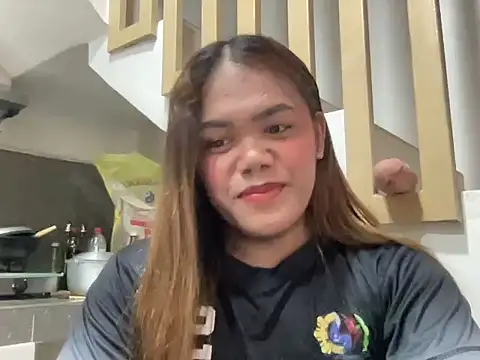 yourhotwild bella online show from April 7, 6:25 am