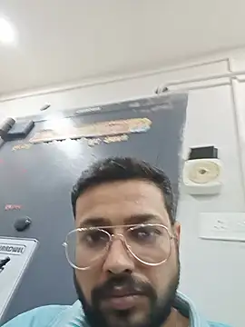 herochoclateboy online show from May 27, 6:21 am