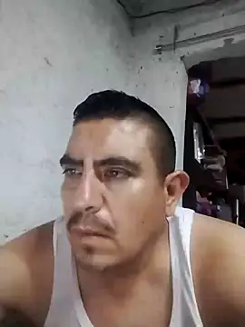 Snapshot of Manuel3910 chatting on July 15, 6:18 am Manuel3910 online show from July 15, 6:18 am