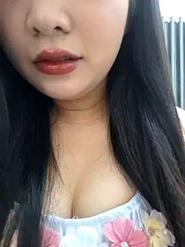 Snapshot of LindaBsexy chatting on March 29, 4:18 pm LindaBsexy online show from March 29, 4:18 pm