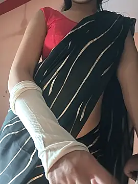 Curvy Sanaya online show from May 8, 7:08 pm