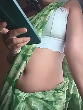 Curvy Sanaya online show from May 28, 11:07 am