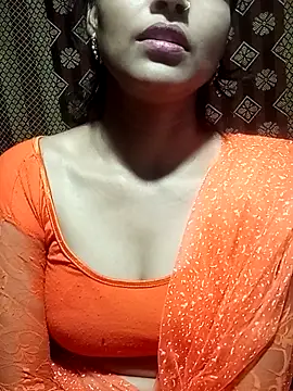 riyaa sexyy online show from May 4, 8:32 am