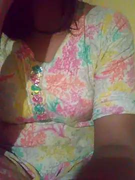 riyaa sexyy online show from May 25, 6:47 pm