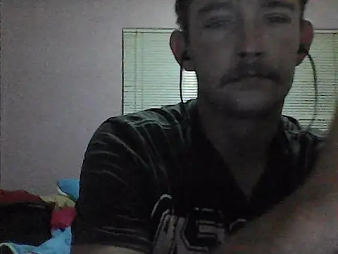 ekslus247 online show from March 30, 8:32 pm