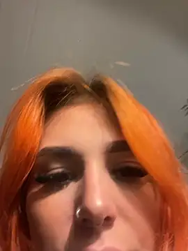 devilinhereyes online show from April 7, 1:55 pm