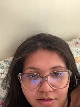 Snapshot of viviboraaaa chatting on April 24, 3:58 pm viviboraaaa online show from April 24, 3:58 pm