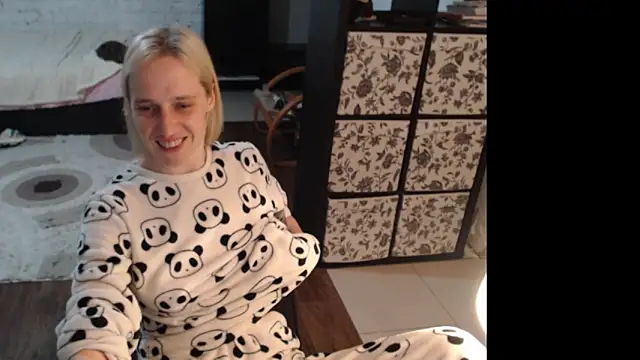 Sweet hot shrmp online show from May 27, 10:18 pm