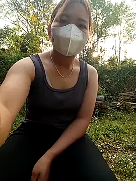 Snapshot of cat-kat chatting on March 31, 12:34 am cat-kat online show from March 31, 12:34 am