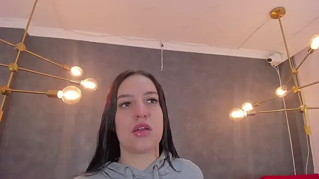 Snapshot of jazlin_angels3 chatting on May 24, 8:19 am jazlin angels3 online show from May 24, 8:19 am