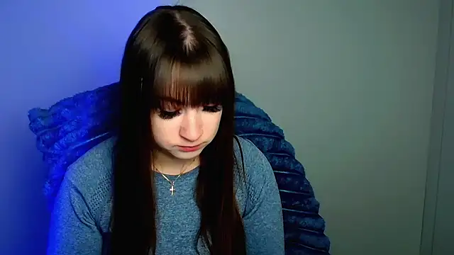 Tiffani Angel online show from April 6, 5:30 am