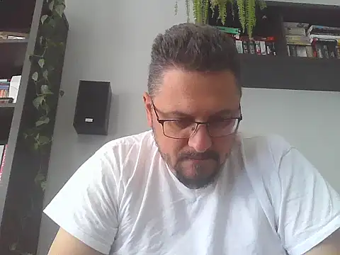 Snapshot of 19cmSlave chatting on May 26, 9:27 am 19cmSlave online show from May 26, 9:27 am