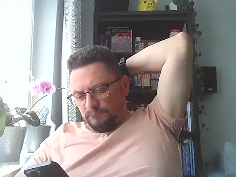 Snapshot of 19cmSlave chatting on June 2, 7:10 am 19cmSlave online show from June 2, 7:10 am