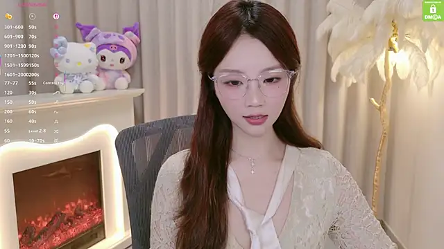 youmibaby11 online show from June 28, 2:45 pm