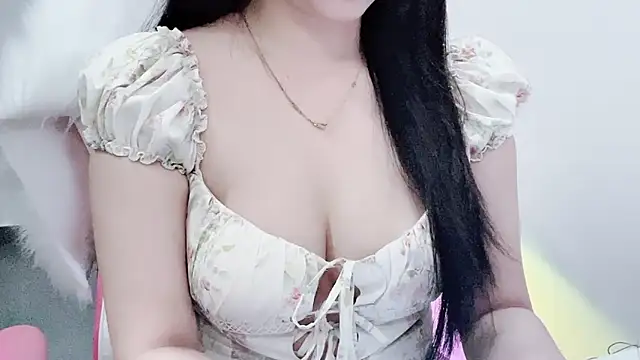 Annie nii online show from June 10, 2:34 am