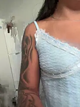 Amanda-pacheco online show from March 30, 3:46 pm