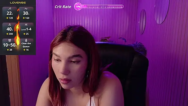 Snapshot of TiffanyCherry_ chatting on May 25, 8:59 pm TiffanyCherry online show from May 25, 8:59 pm