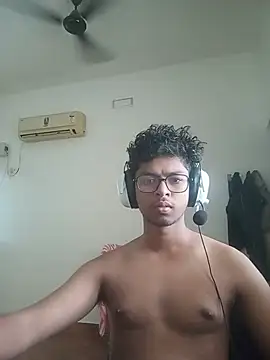 letsplaygame online show from July 10, 8:07 am