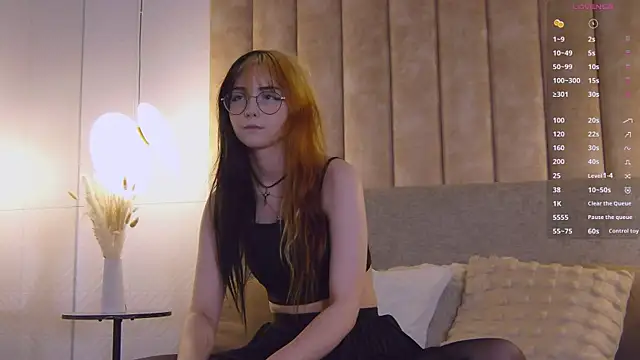 Snapshot of AmyRivers chatting on July 29, 8:29 pm AmyRivers online show from July 29, 8:29 pm