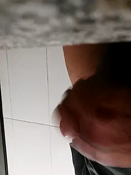 rnatinho67 online show from April 5, 4:09 am