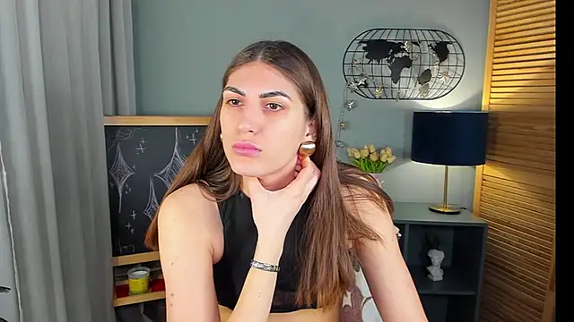 AuroraDdream online show from April 1, 1:39 am