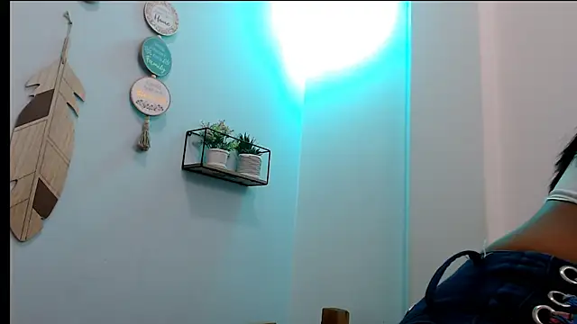 Snapshot of Alexatentacion42 chatting on April 1, 3:20 pm Alexatentacion42 online show from April 1, 3:20 pm