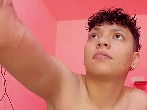 SamTaylor   online show from March 31, 9:48 pm