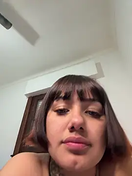 Abrildqquino online show from May 15, 11:23 pm