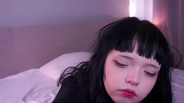 CandiceDossantos online show from March 31, 8:26 am