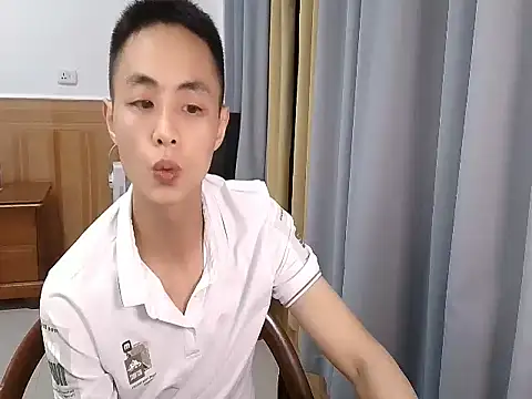 Snapshot of davidboys chatting on May 9, 4:34 pm davidboys online show from May 9, 4:34 pm
