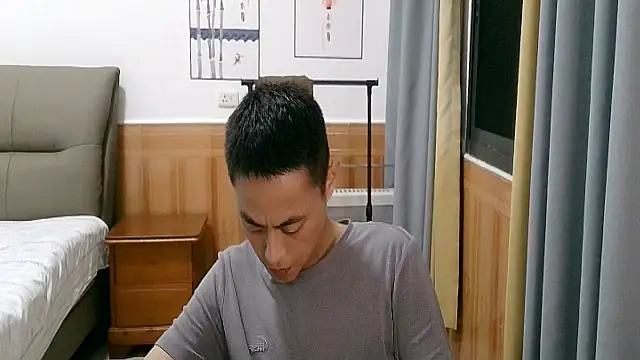 Snapshot of davidboys chatting on May 18, 4:57 pm davidboys online show from May 18, 4:57 pm