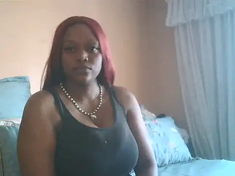 misssmelons online show from May 4, 10:00 am