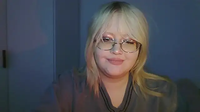 Elayne Sweet online show from May 29, 6:11 am
