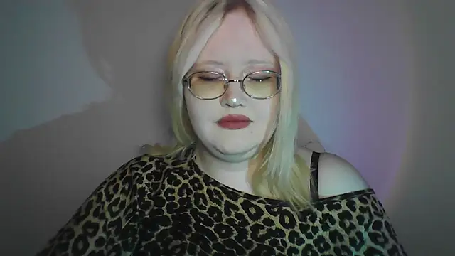 Elayne Sweet online show from July 11, 6:05 am