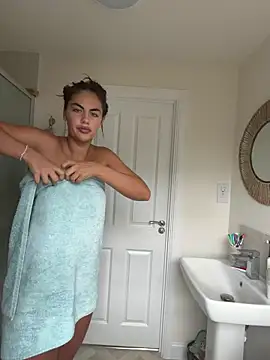 Jessiebx online show from June 14, 1:46 pm