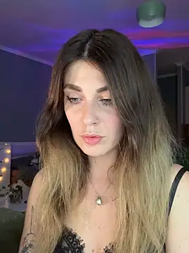 Snapshot of Rita_Tease chatting on July 8, 7:40 pm Rita Tease online show from July 8, 7:40 pm
