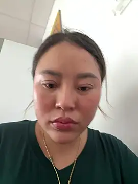 Snapshot of Lina-Naughty chatting on April 4, 8:01 am Lina-Naughty online show from April 4, 8:01 am