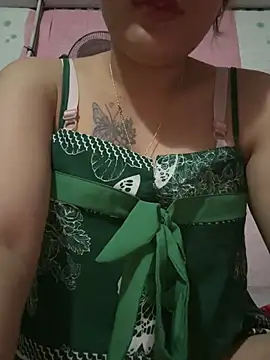 Snapshot of Lina-Naughty chatting on April 17, 7:11 am Lina-Naughty online show from April 17, 7:11 am