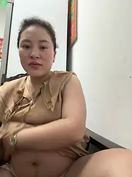 Snapshot of Lina-Naughty chatting on May 29, 5:11 pm Lina-Naughty online show from May 29, 5:11 pm
